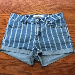 striped pacsun shorts!